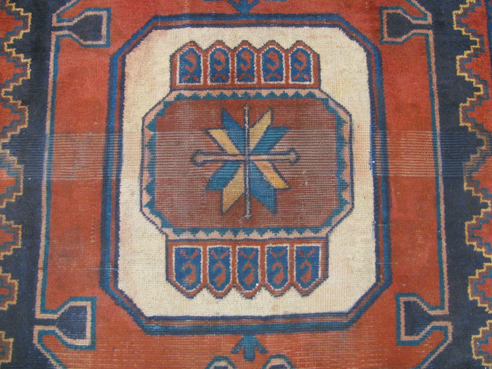 Detail image 7 of 21: 4' 3 x 9' 3 Hand Knotted Hamedan Persian Wool Rug
