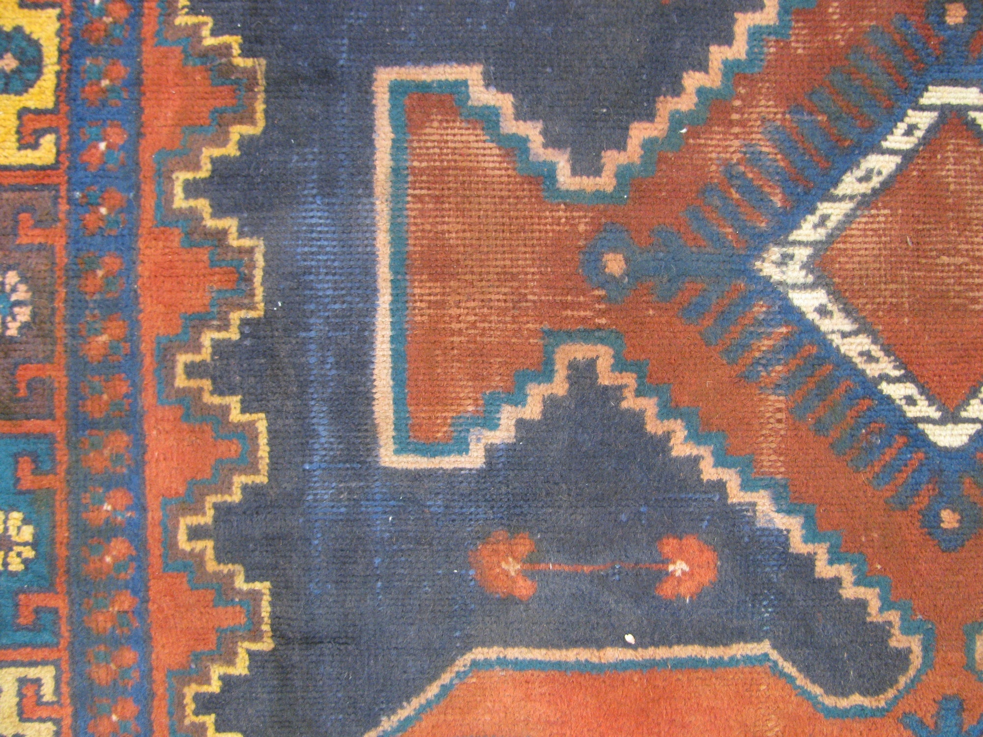 Detail image 8 of 21: 4' 3 x 9' 3 Hand Knotted Hamedan Persian Wool Rug