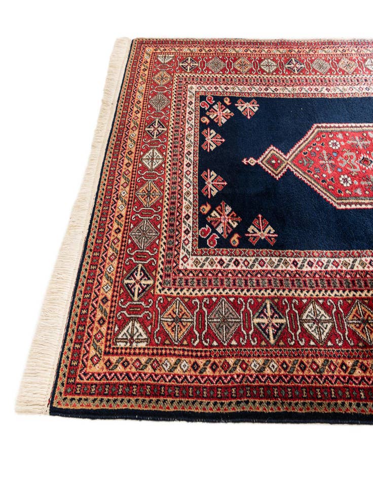 Detail image of 4' 7 x 7' 1  Hand Knotted Hamedan Wool Rug