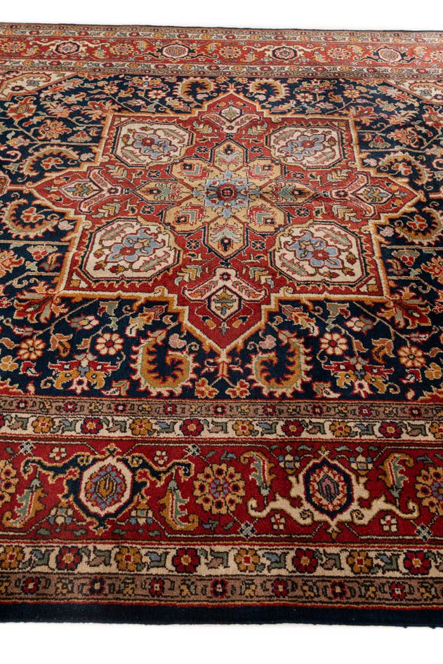 Detail image of 7' 5 x 10' 6 Hand Knotted Hamedan Persian Wool Rug