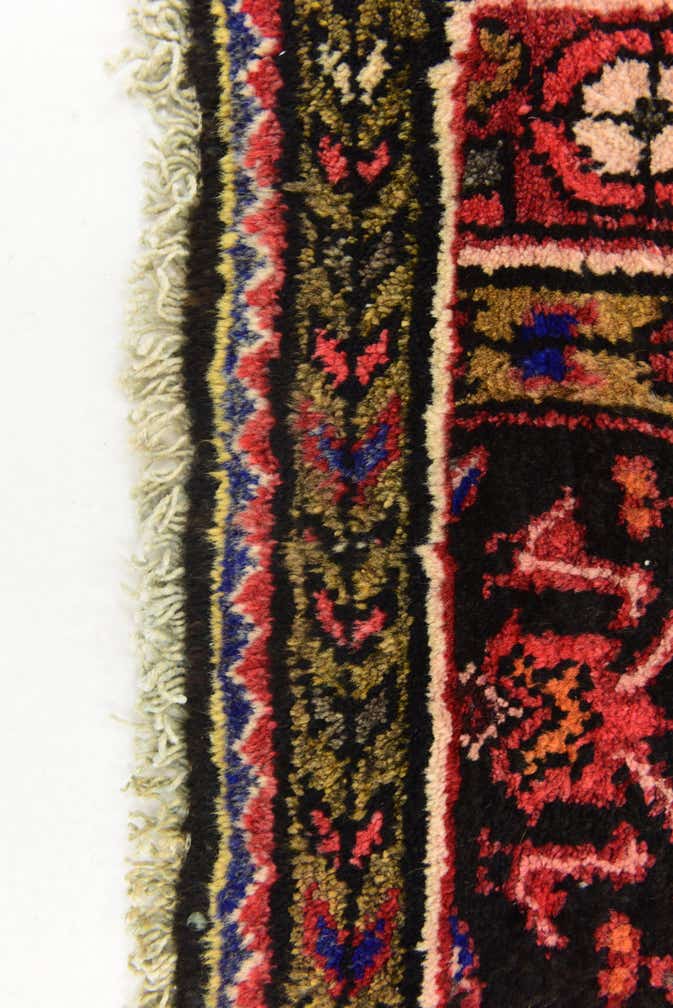 3' 9 x 6' 7 Hand Knotted Hossainabad Persian Wool Rug