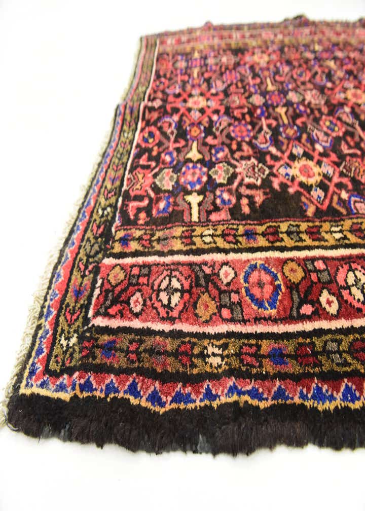 3' 9 x 6' 7 Hand Knotted Hossainabad Persian Wool Rug