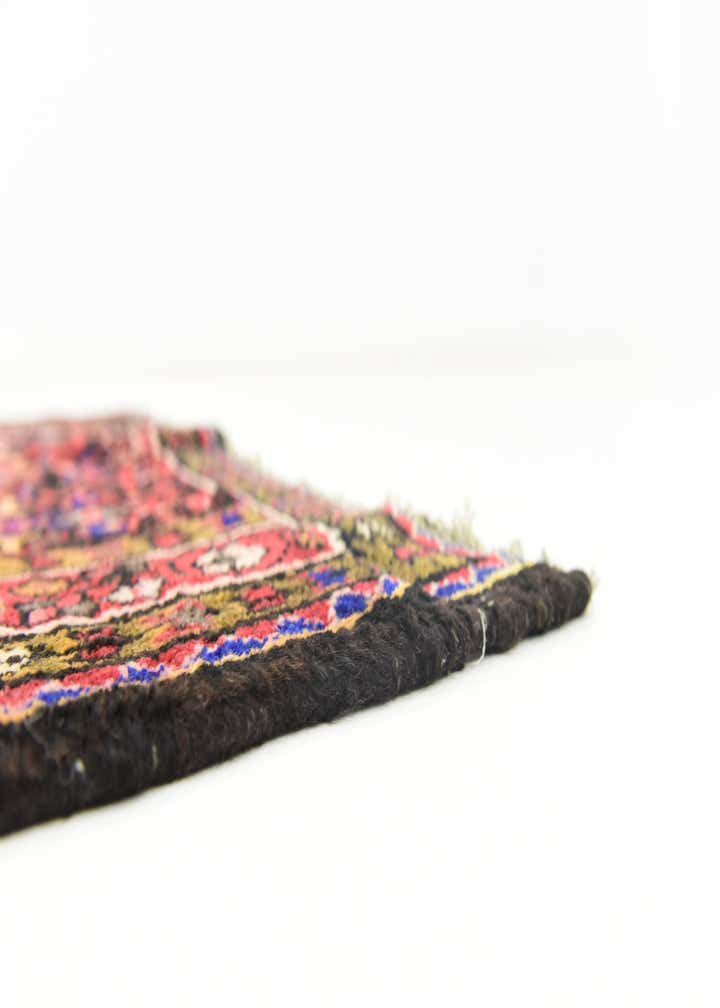 3' 9 x 6' 7 Hand Knotted Hossainabad Persian Wool Rug