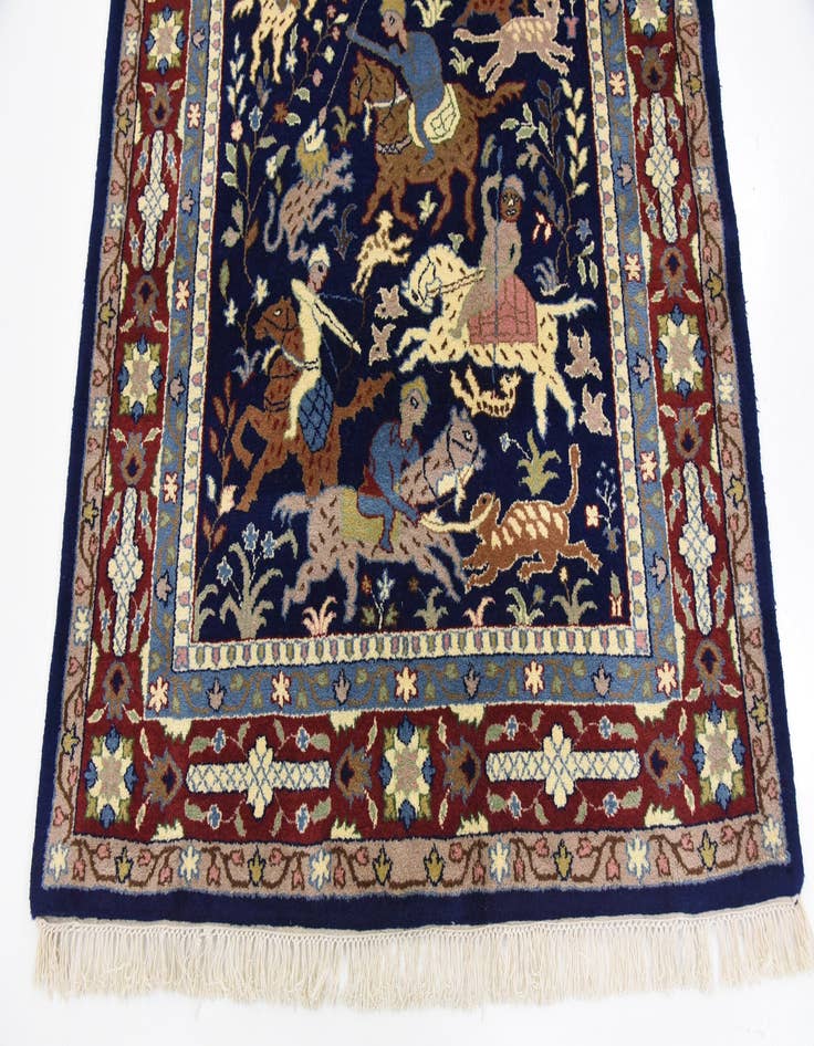 Detail image of 4' 6 x 6' 5 Hand Knotted Isfahan Oriental Wool Rug