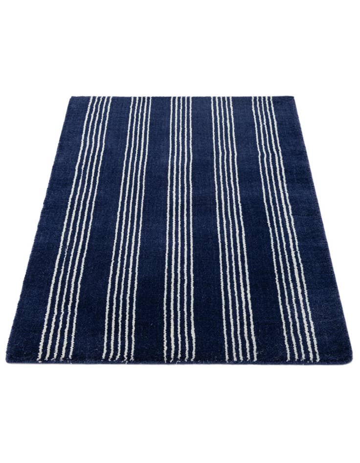 Detail image of 2' 2 x 3' 2  Hand Woven Jill Zarin Natural Wool Rug