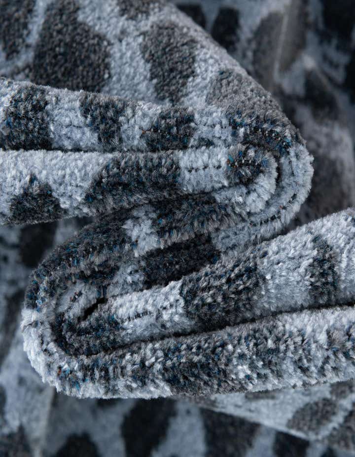 5' 3 x 8' Kamala Washable Rug