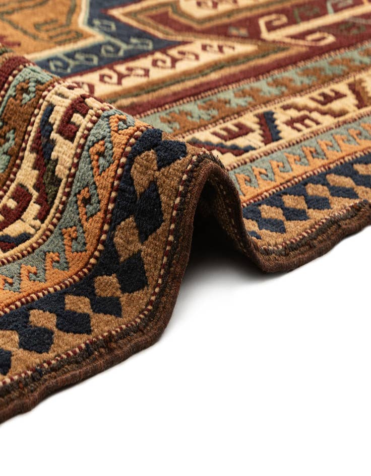 Detail image of 4' 10 x 7' 2 Hand Knotted Kars Wool Rug