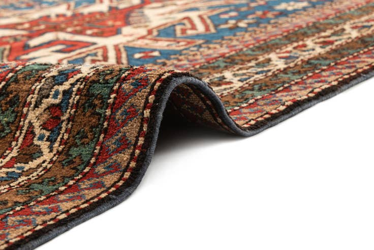 Detail image of 4' 4 x 6' 10 Hand Knotted Kars Wool Rug