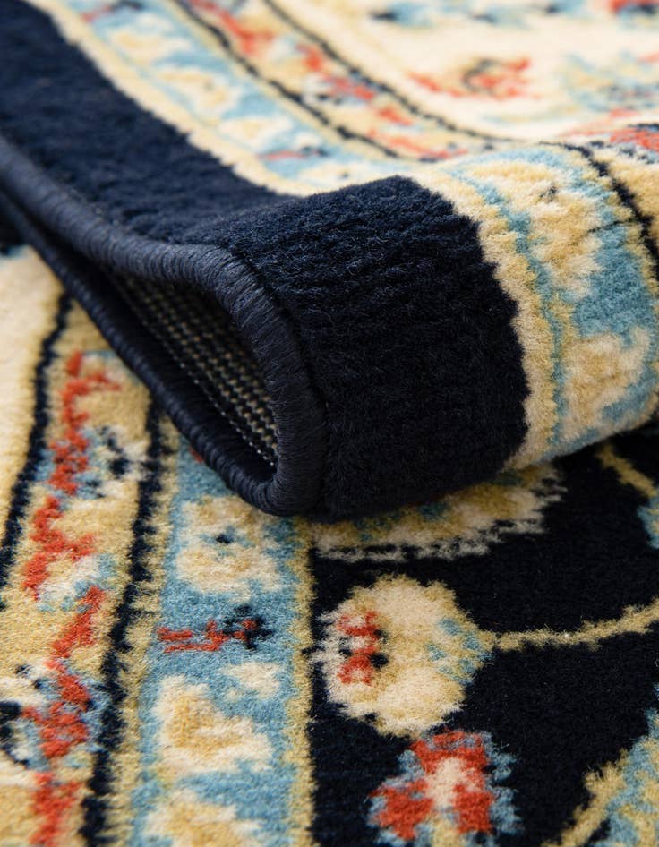 Detail image of 2' x 3' Kashan Design Rug