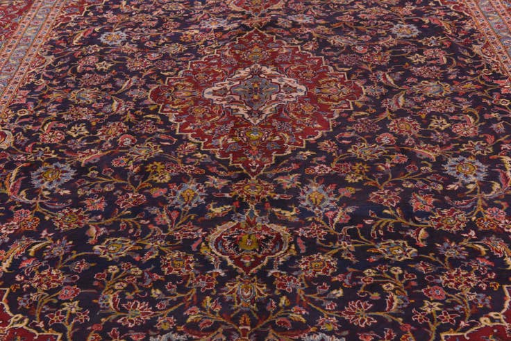 Detail image of 9' 10 x 12' 8 Hand Knotted Kashan Persian Wool Rug