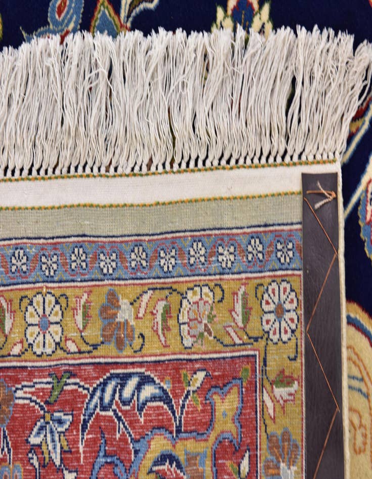 Detail image of 6' 10 x 9' 6  Hand Knotted Kashan Persian Rug