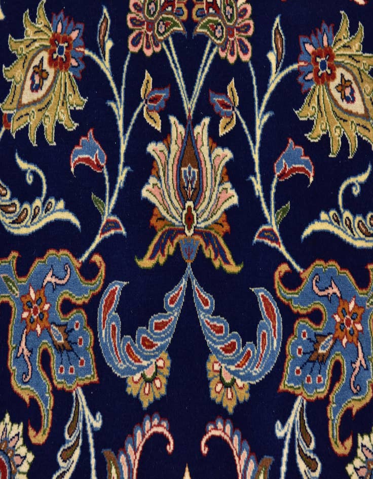 Detail image of 6' 10 x 9' 6  Hand Knotted Kashan Persian Rug