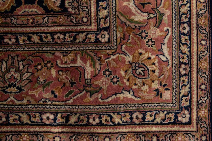 Detail image of 6' 4 x 9' 10 Hand Knotted Kashan Oriental Wool Rug
