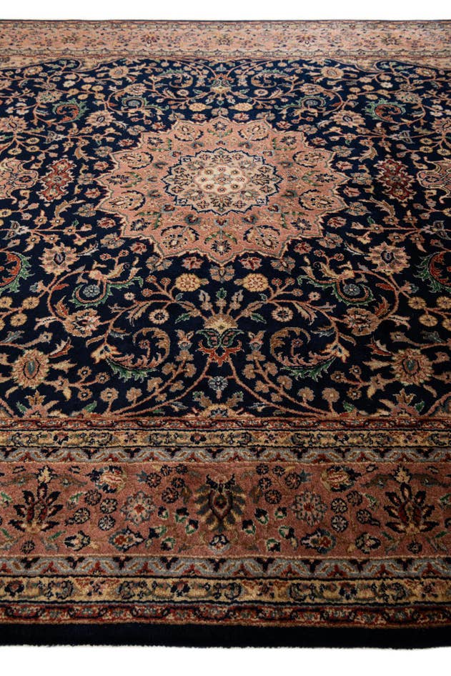 Detail image of 6' 7 x 10' Hand Knotted Kashan Oriental Wool Rug