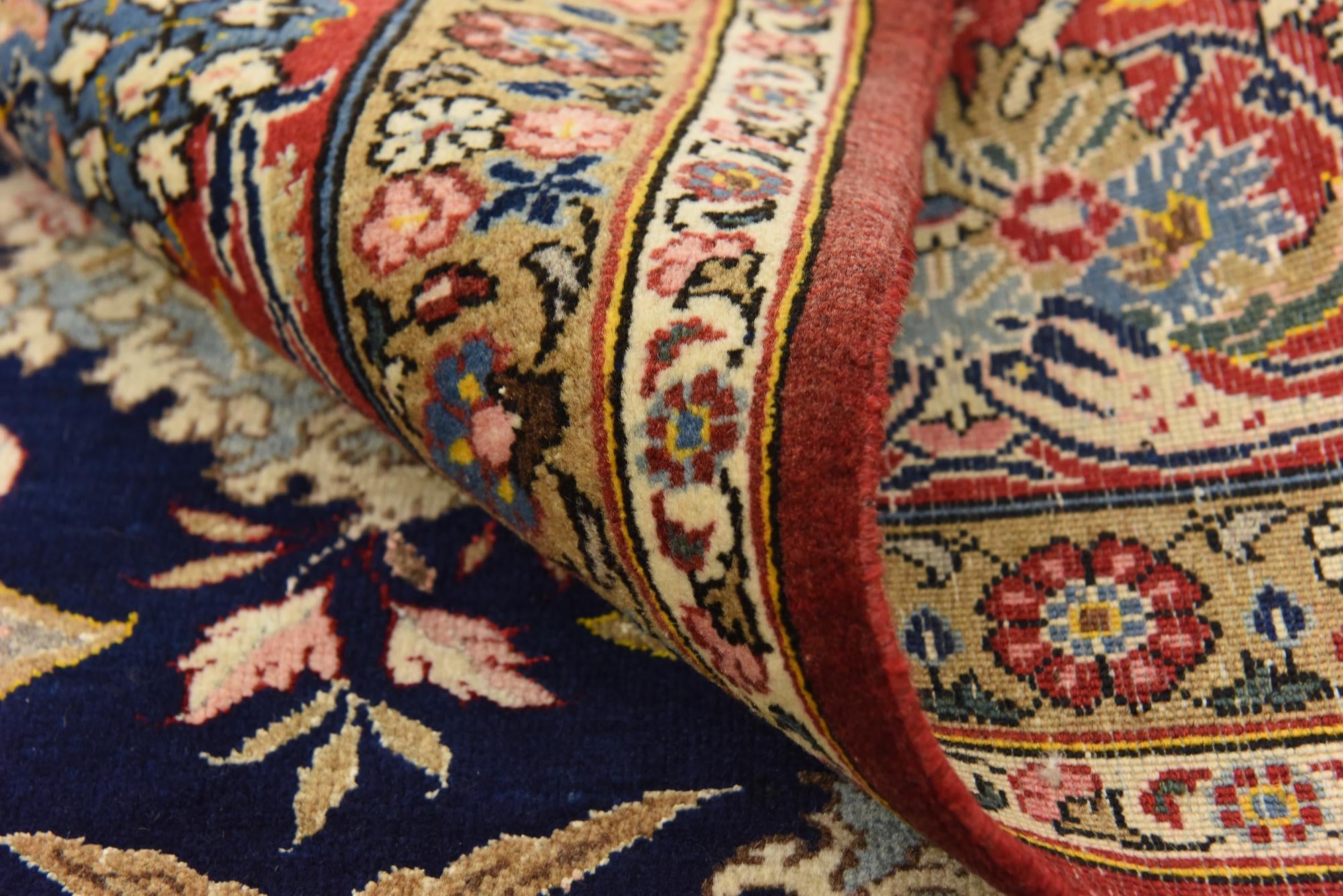 7' x 10' 8 Hand Knotted Kashan Persian Rug