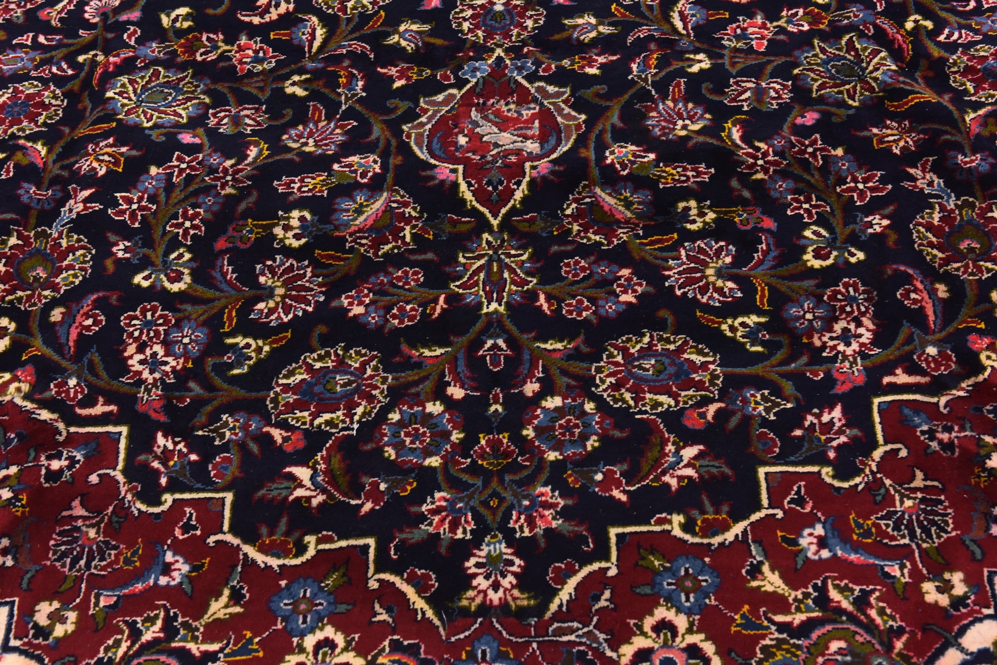 9' 9 x 12' 9 Hand Knotted Kashan Persian Wool Rug