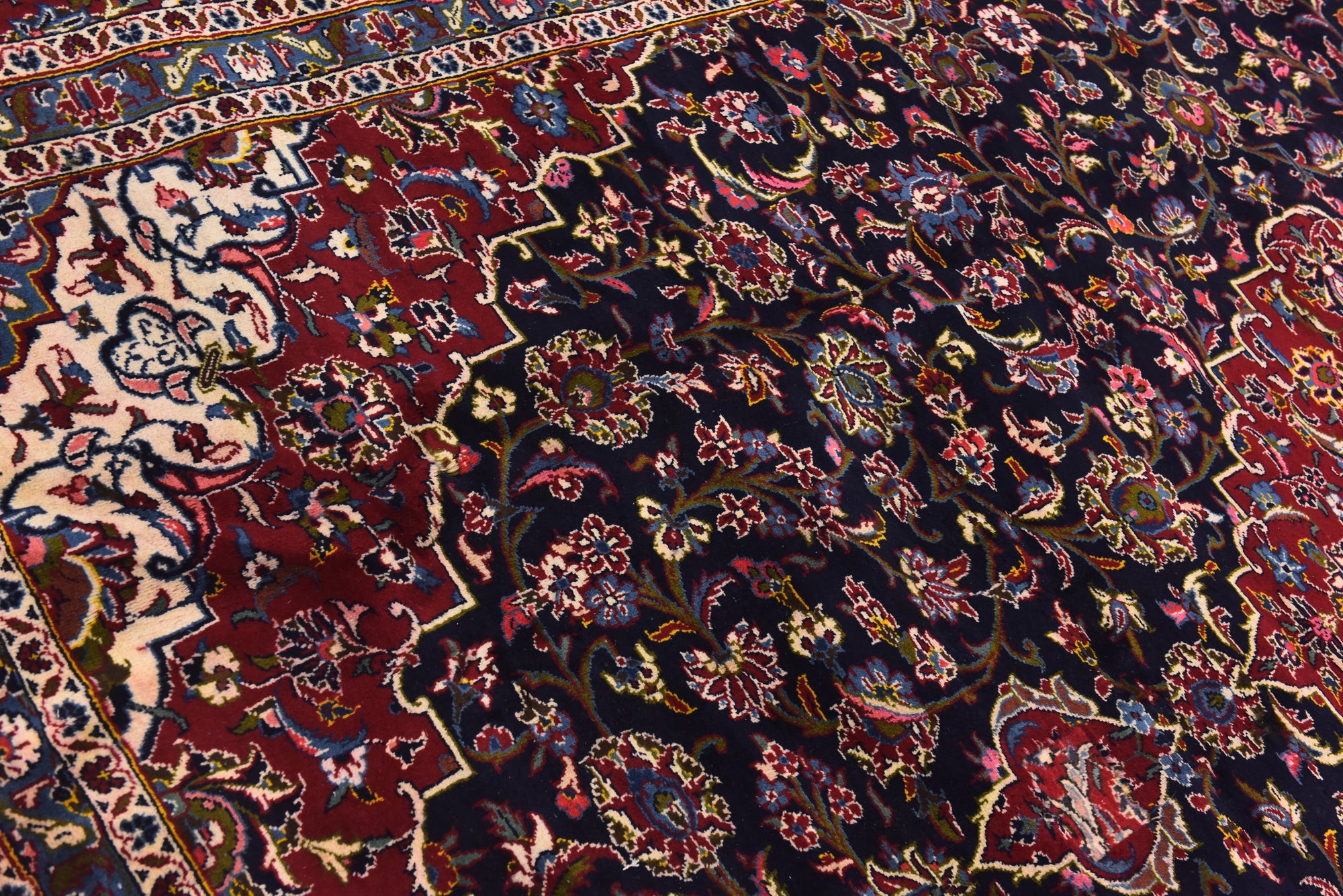 9' 9 x 12' 9 Hand Knotted Kashan Persian Wool Rug