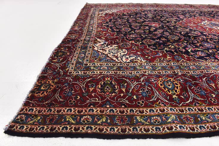 Detail image of 9' 9 x 12' 9 Hand Knotted Kashan Persian Wool Rug
