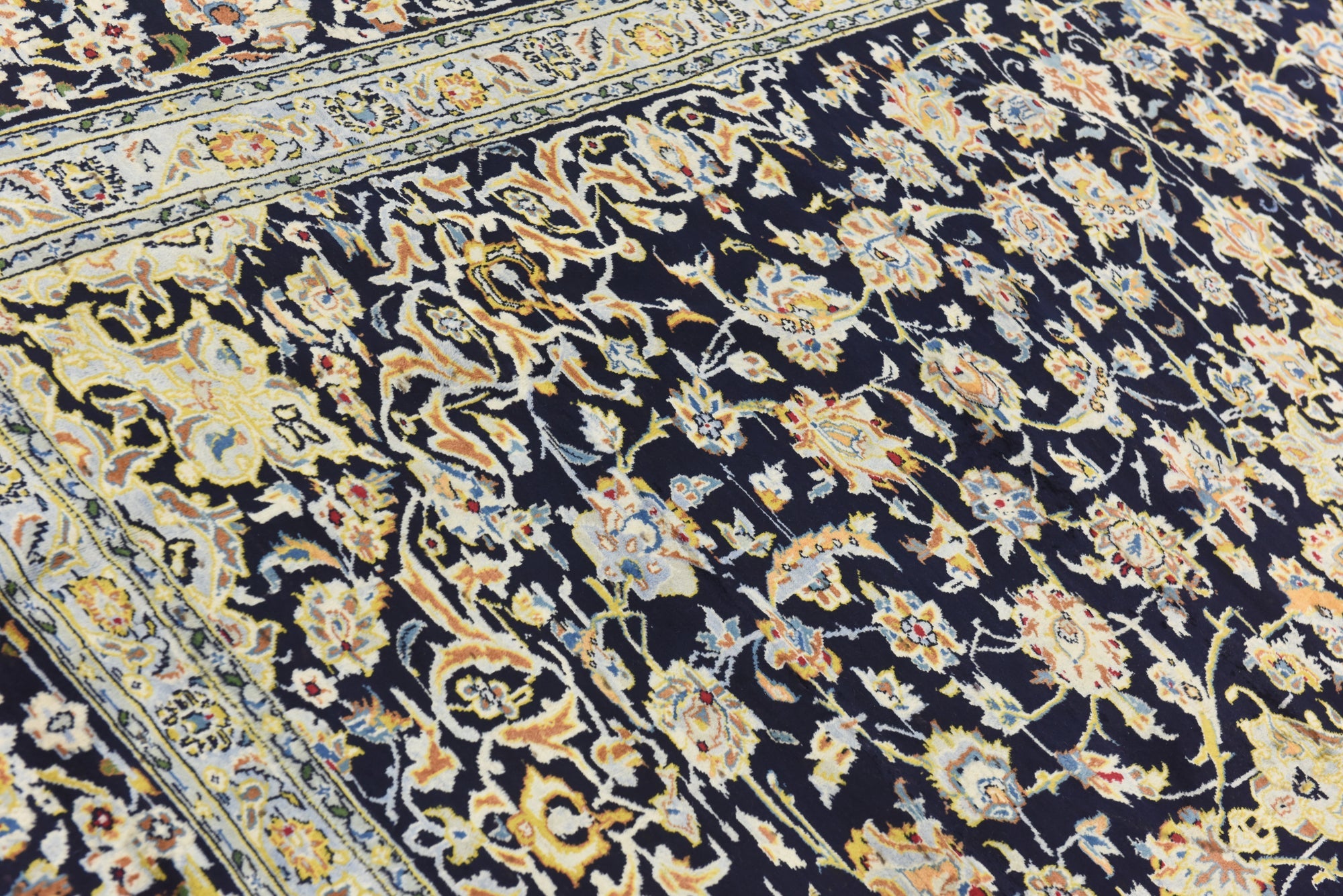 8' 9 x 12' 5 Hand Knotted Kashan Persian Wool Rug