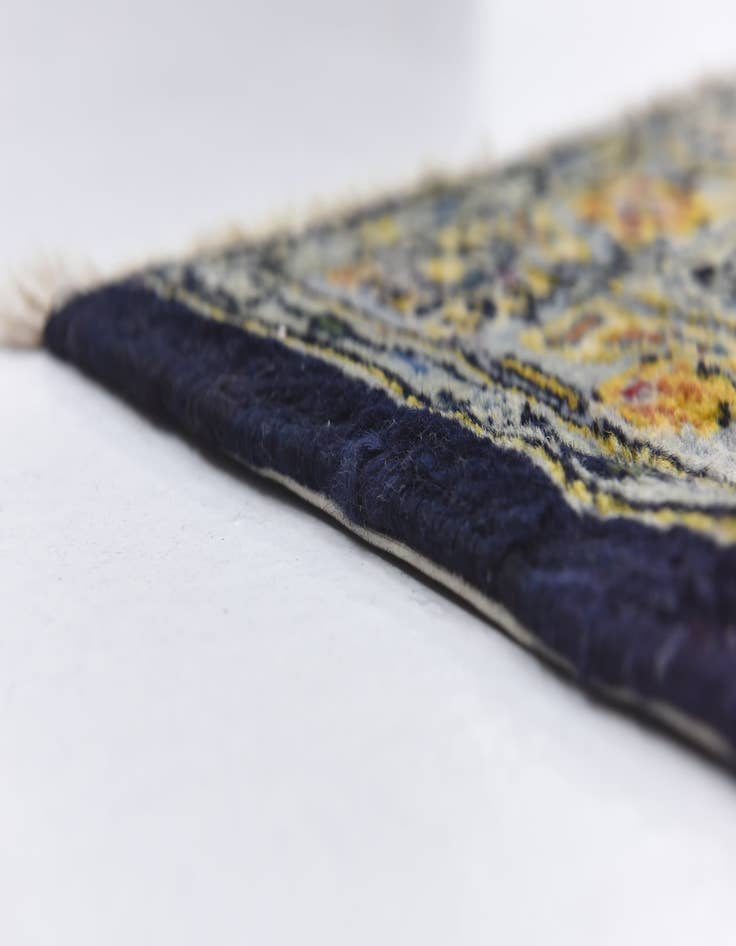 Detail image of 8' 9 x 12' 5  Hand Knotted Kashan Persian Wool Rug