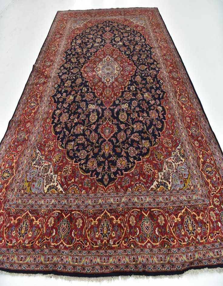 Detail image of 9' 9 x 13' 6  Hand Knotted Kashan Persian Wool Rug