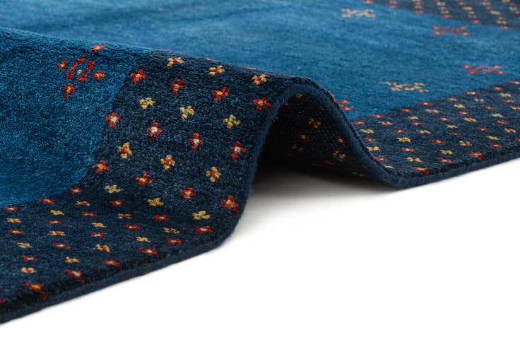 Detail image of 4' 8 x 6' 8 Hand Knotted Kashkuli Gabbeh Wool Rug