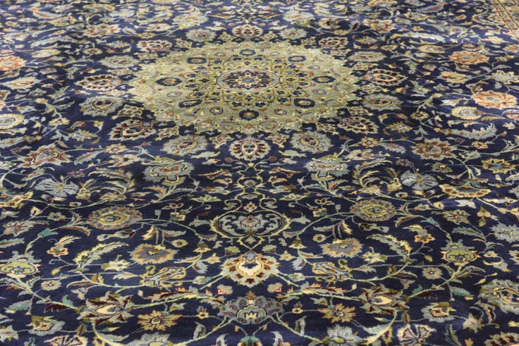 Detail image of 9' 10 x 12' 6 Hand Knotted Kashmar Persian Wool Rug