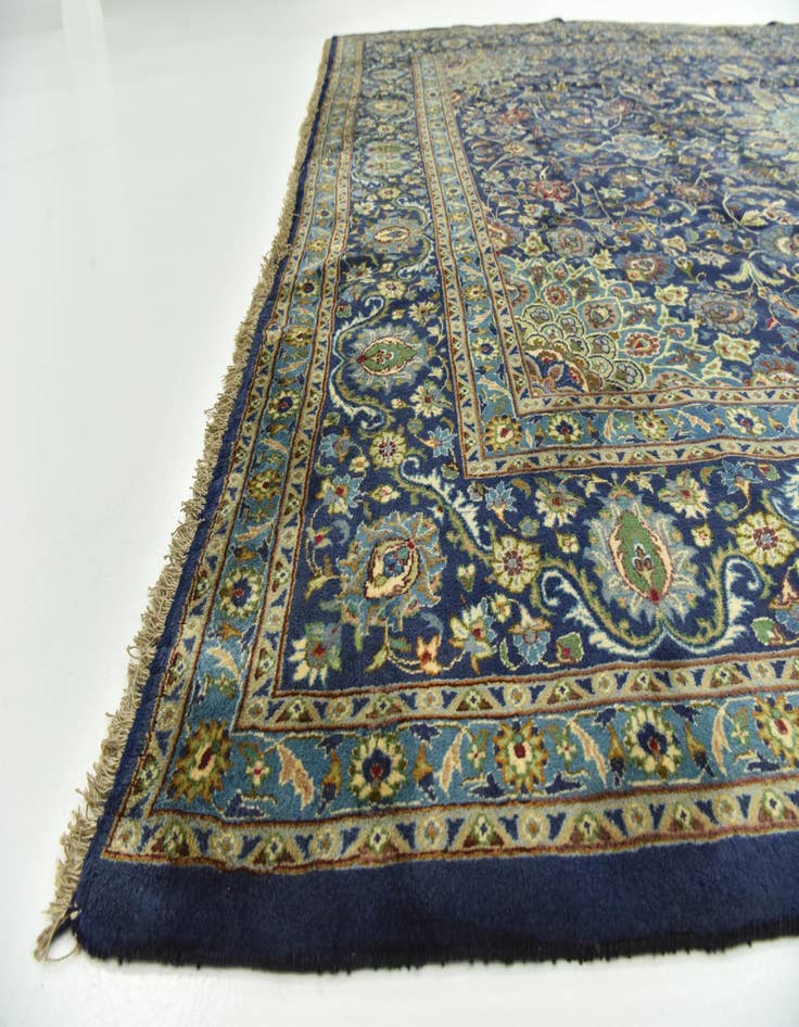Detail image of 9' 10 x 12' 10 Hand Knotted Kashmar Persian Wool Rug