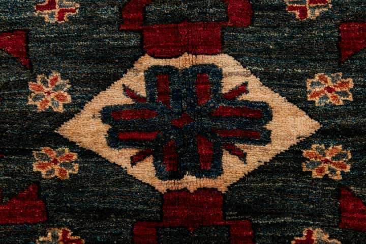 5' x 6' 11 Hand Knotted Kazak Wool Rug