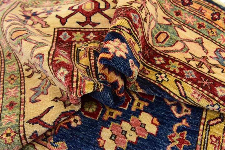 4' 10 x 6' 4 Hand Knotted Kazak Rug