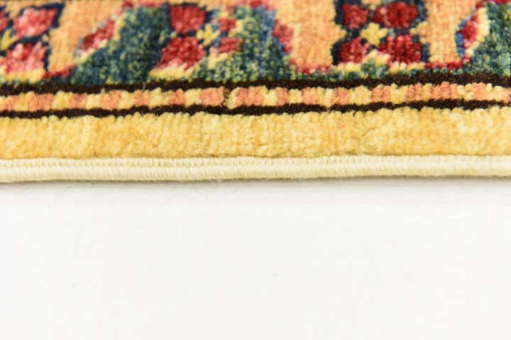5' 2 x 6' 9 Hand Knotted Kazak Rug