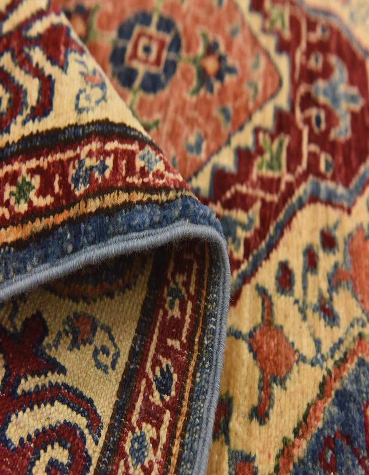 Detail image of 4' x 6' Hand Knotted Kazak Oriental Rug