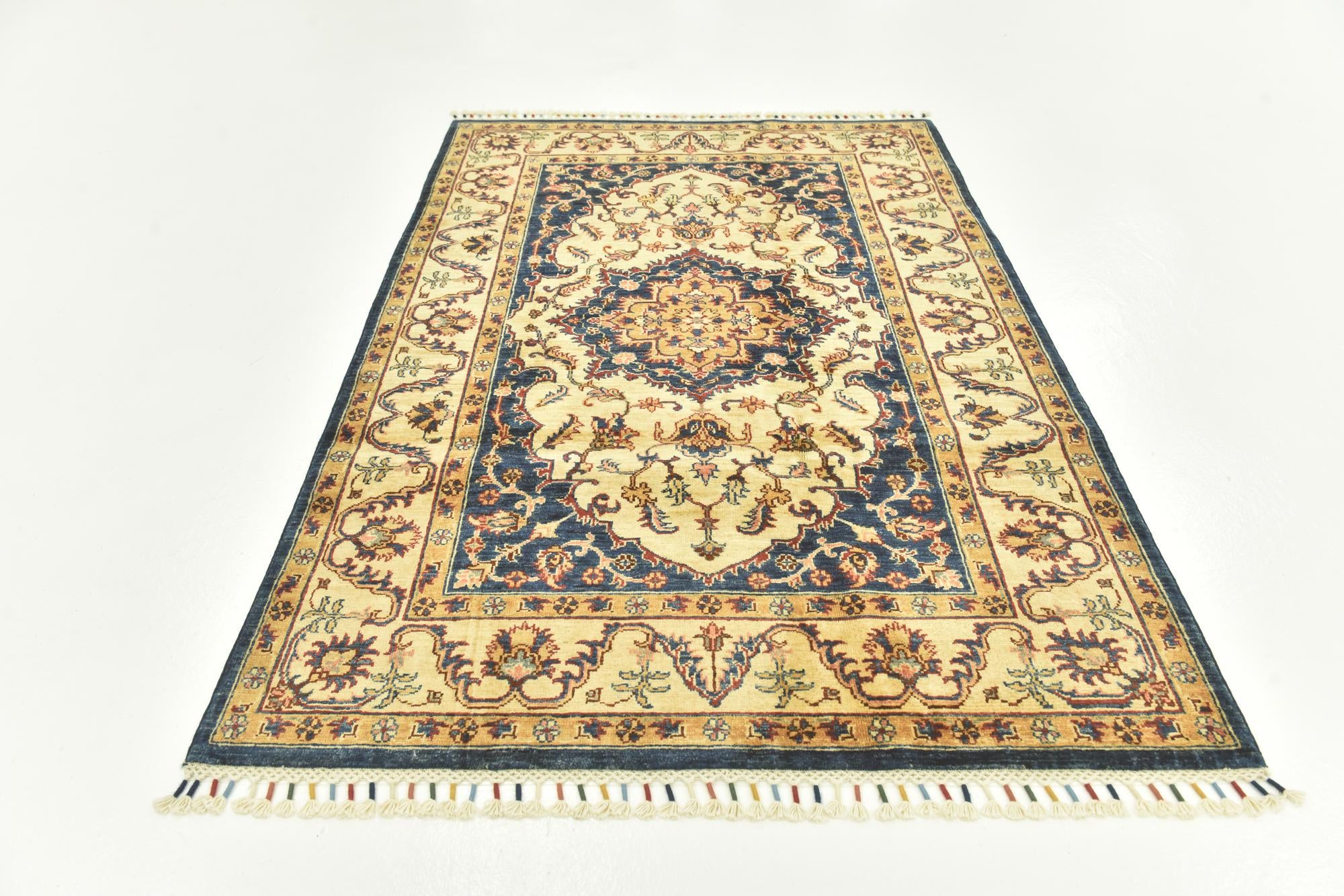 4' 1 x 6' Hand Knotted Kazak Rug