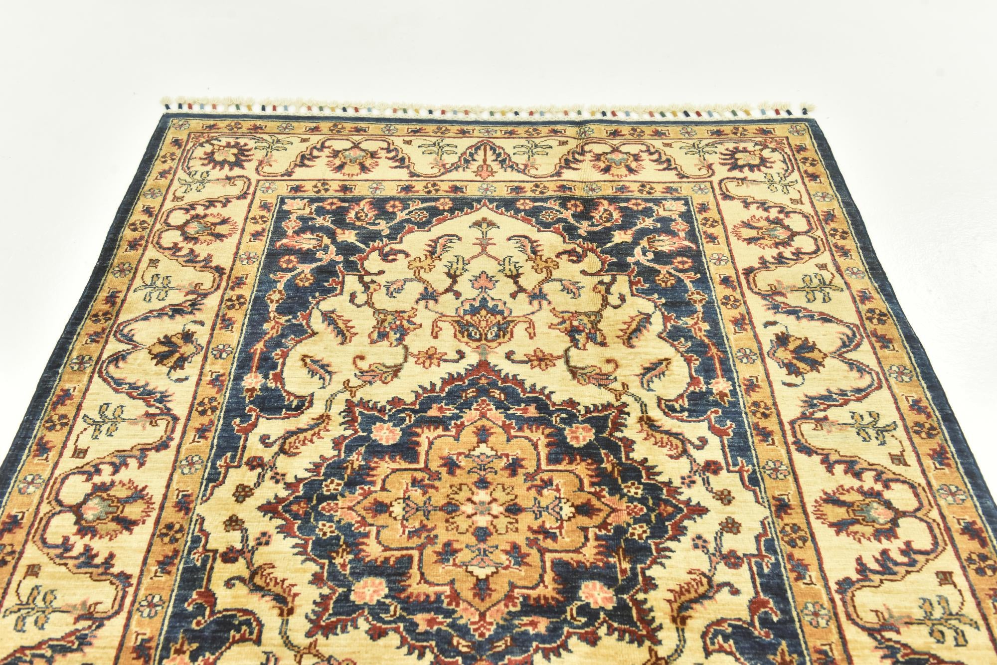 4' 1 x 6' Hand Knotted Kazak Rug