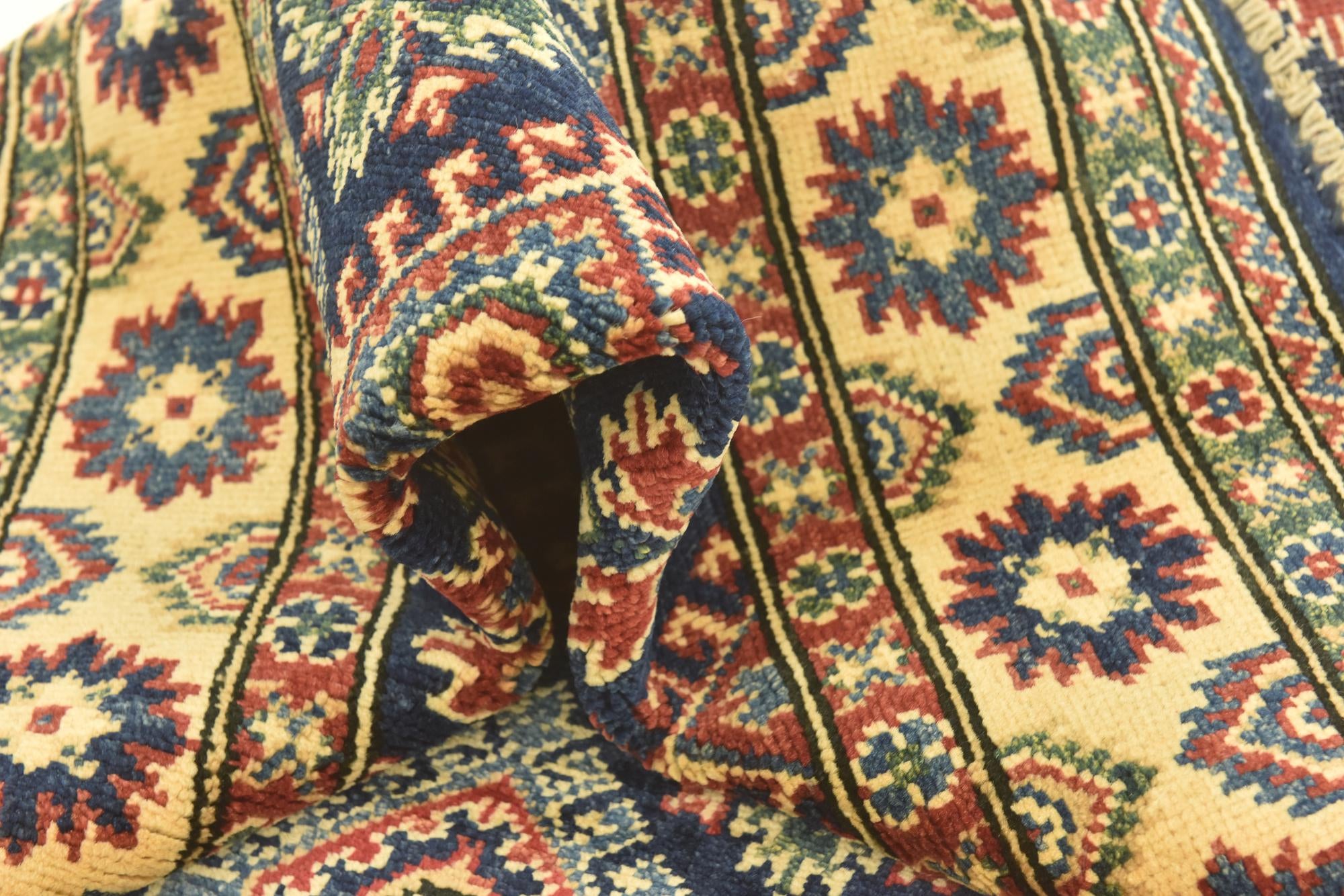 4' 1 x 6' Hand Knotted Kazak Rug