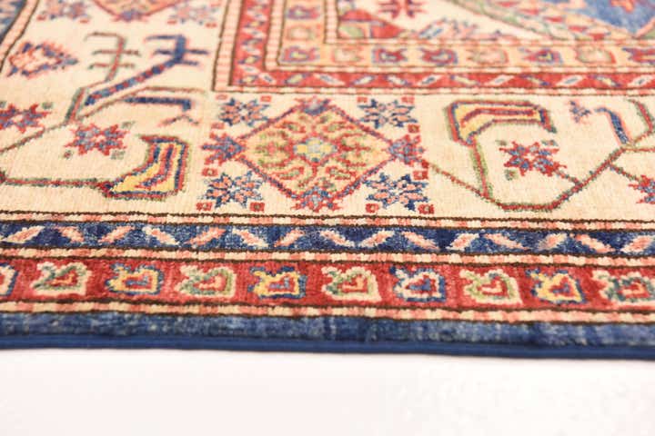 5' 7 x 7' 10 Hand Knotted Kazak Oriental Rug