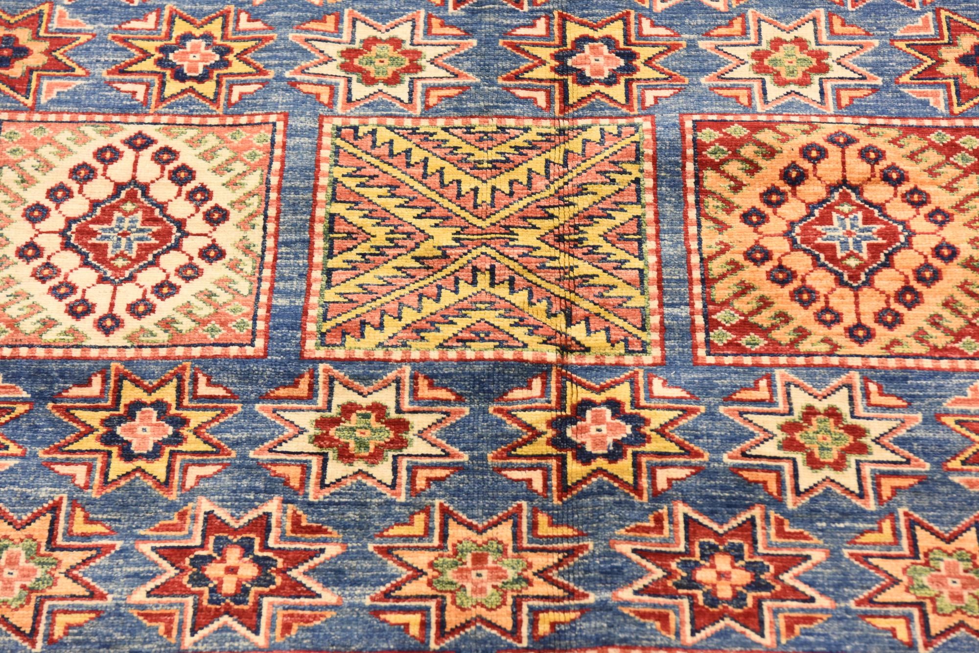 5' 9 x 7' 4 Hand Knotted Kazak Oriental Rug