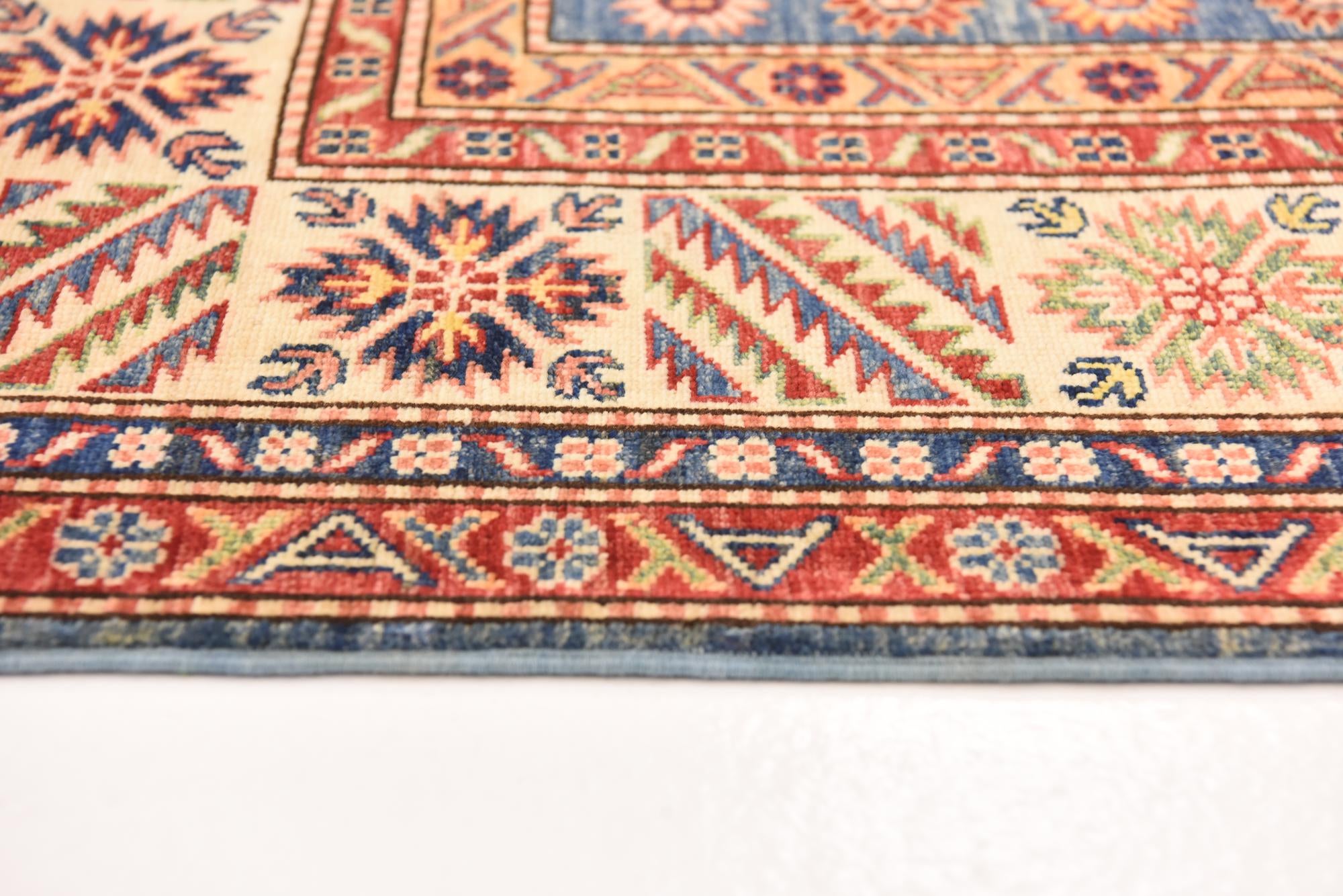5' 9 x 7' 4 Hand Knotted Kazak Oriental Rug