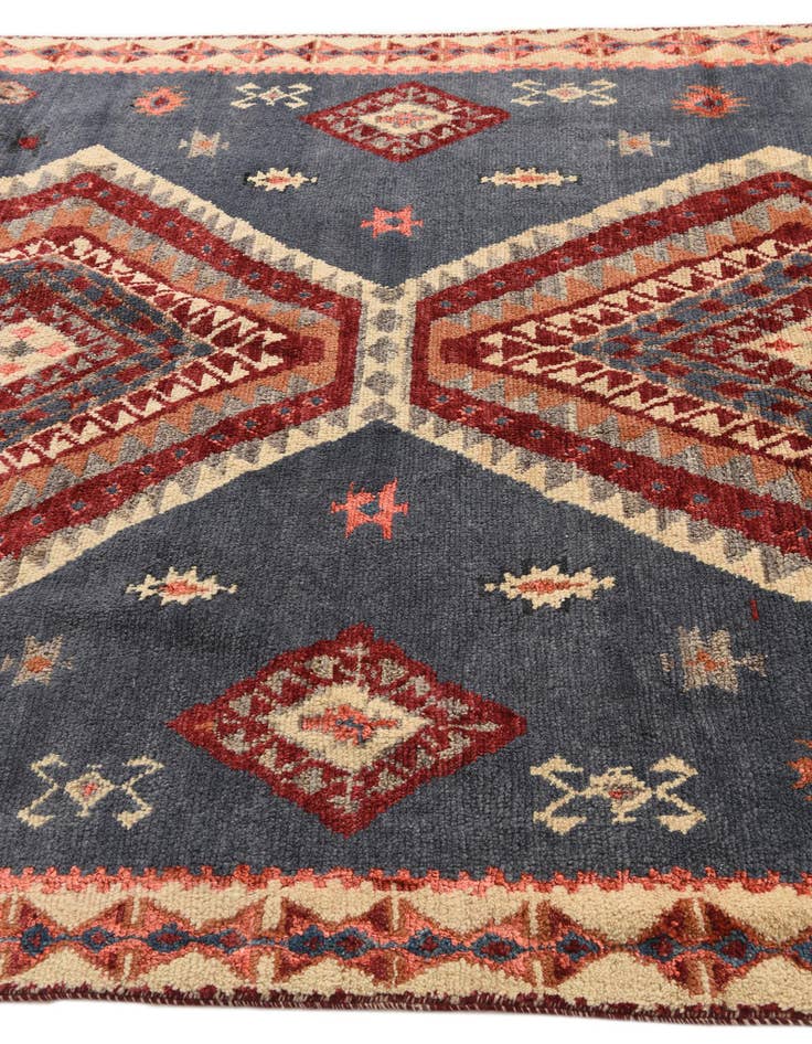 Detail image of 6' 3 x 9' 10  Hand Knotted Kazak Rug