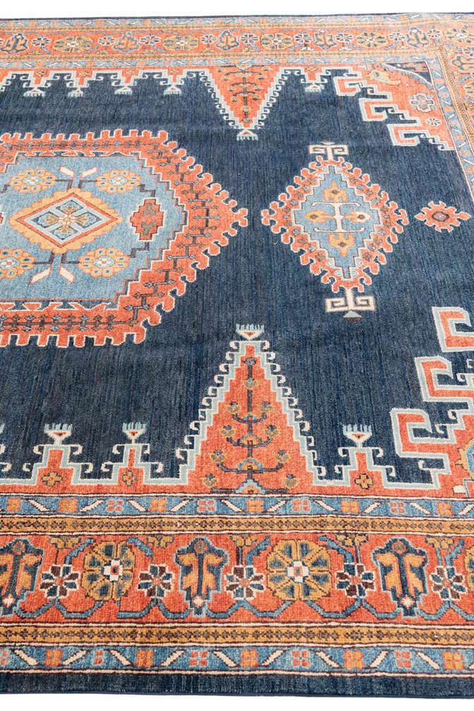 7' 10 x 10' Hand Knotted Kazak Rug