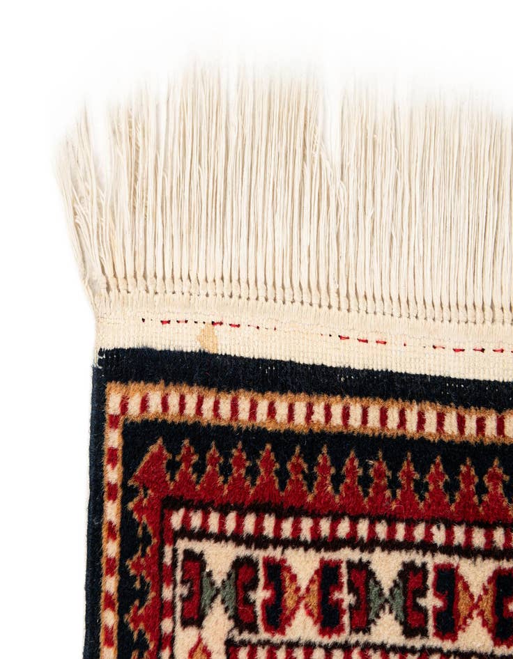 Detail image of 4' 7 x 7' 2  Hand Knotted Kazak Wool Rug