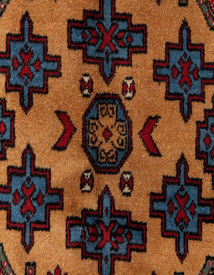 Detail image of 4' 7 x 7' 2  Hand Knotted Kazak Wool Rug