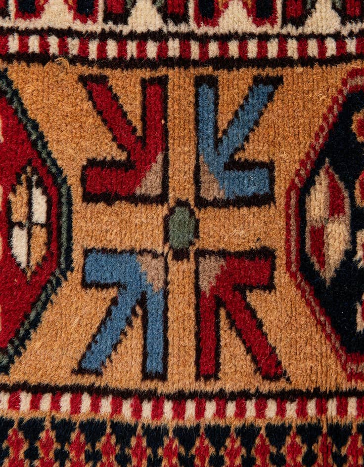 Detail image of 4' 7 x 7' 2  Hand Knotted Kazak Wool Rug