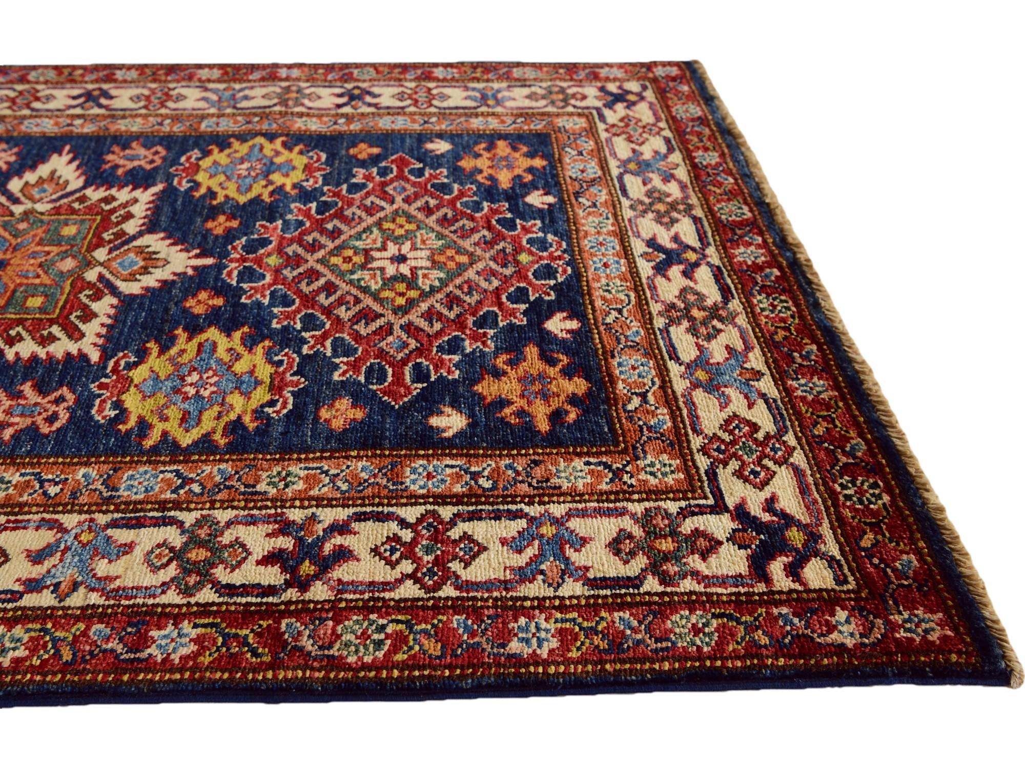 2' 10 x 3' 10 Hand Knotted Kazak Rug