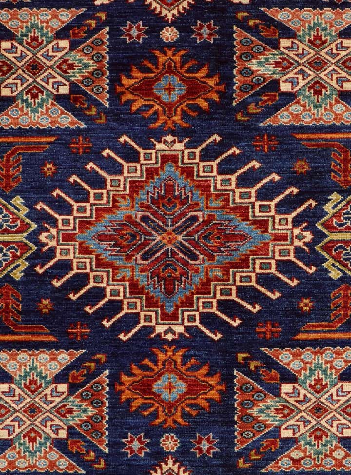 4' 10 x 6' 6 Hand Knotted Kazak Rug