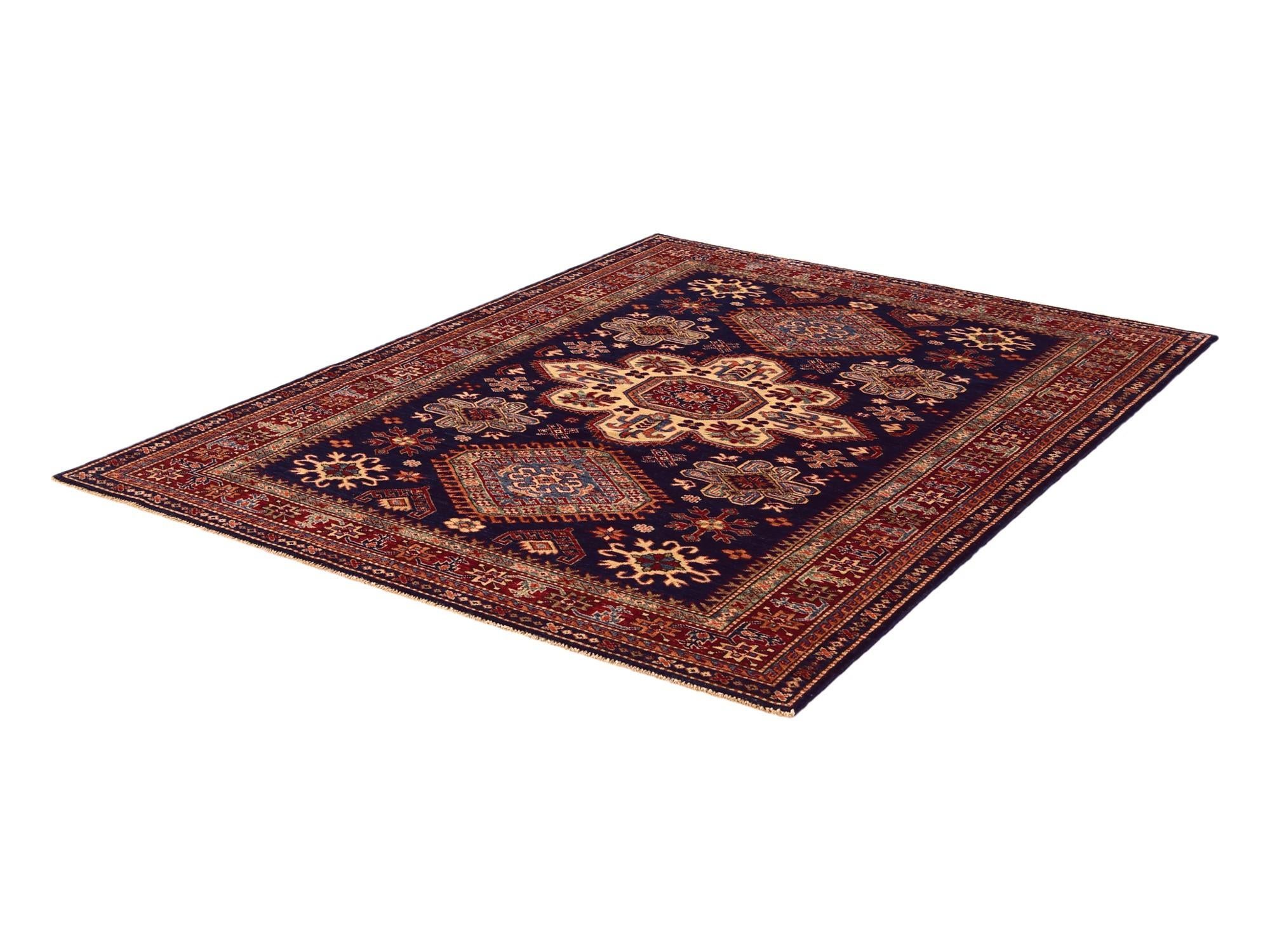 4' 11 x 6' 8 Hand Knotted Kazak Rug