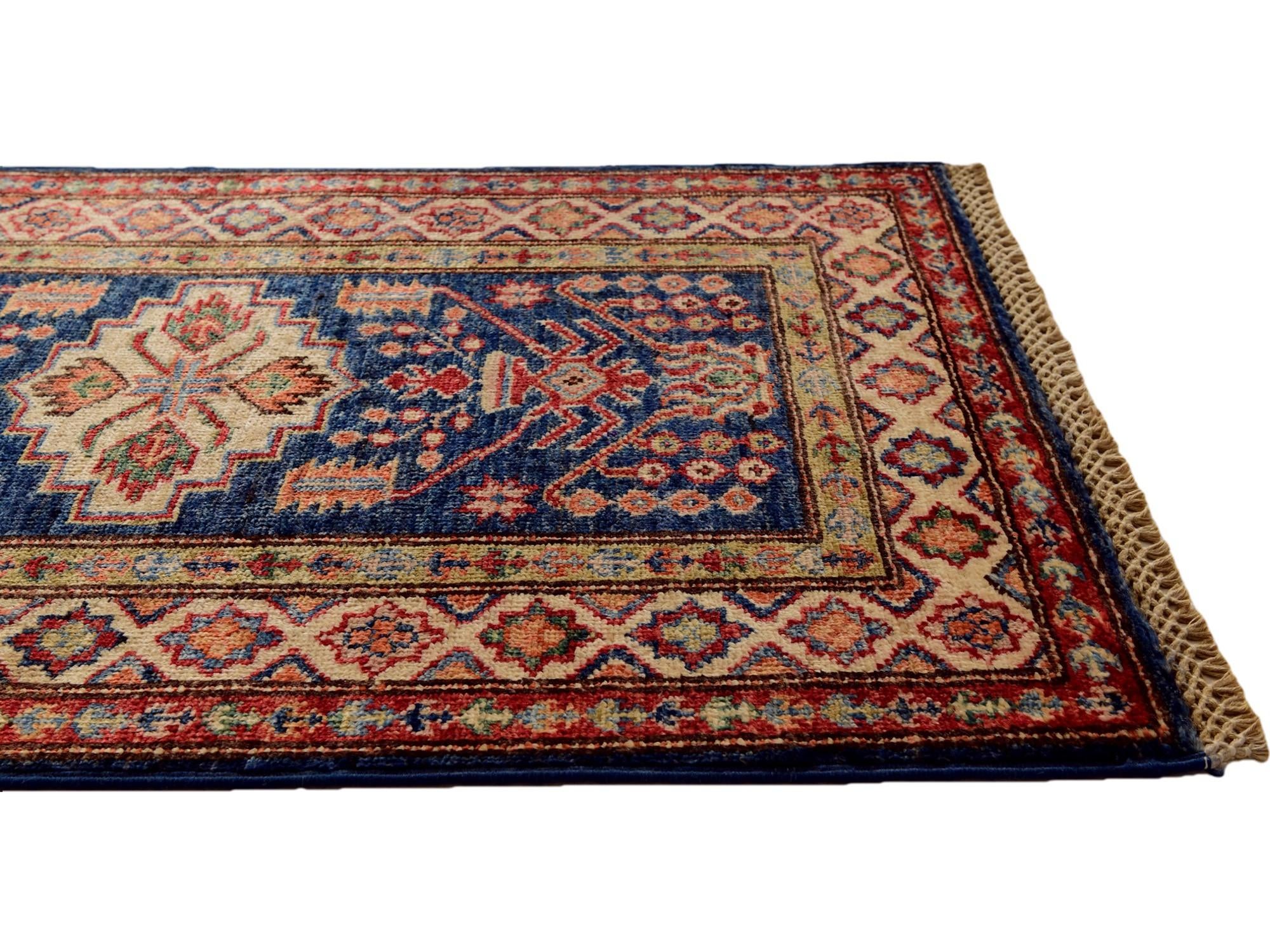 2' x 3' 1 Hand Knotted Kazak Rug