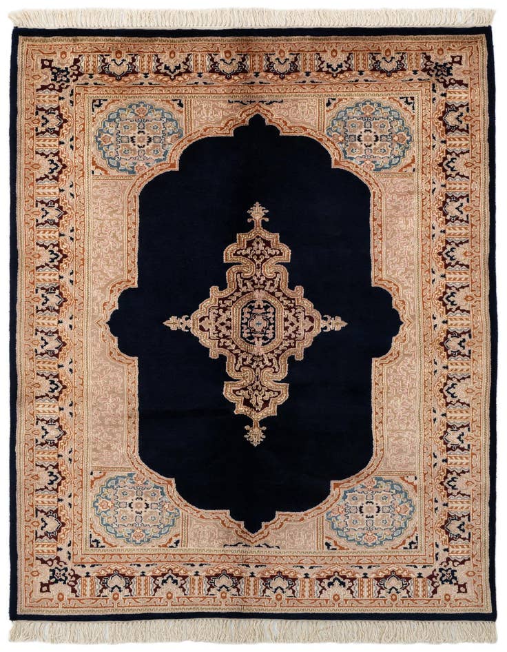 Detail image of 4' 4 x 6' 7 Hand Knotted Kerman Wool Rug