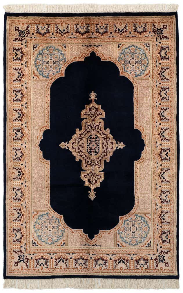 4' 4 x 6' 7 Hand Knotted Kerman Wool Rug