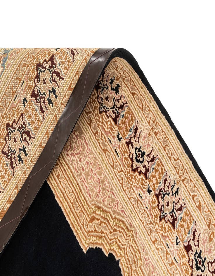 Detail image of 5' 2 x 7' 2  Hand Knotted Kerman Wool Rug